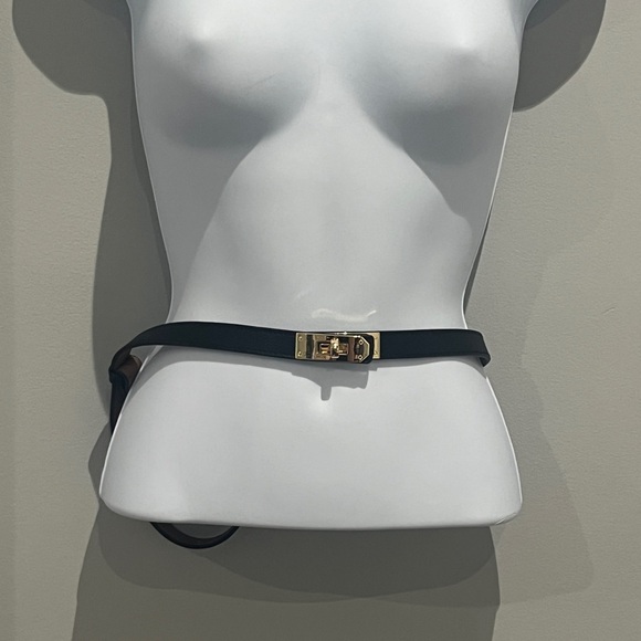 Adjustable belt - Picture 2 of 6